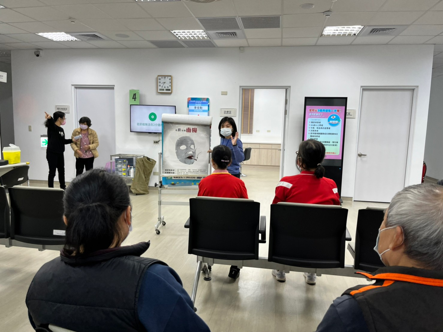 113年1月24日線西鄉衛生所-線西農會-衛生保健衛生宣導活動照片2
