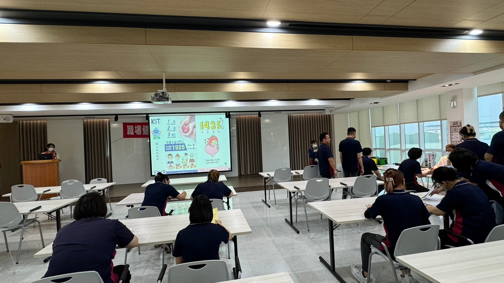 113年4月24日線西鄉衛生所綜合業務宣導-健和興公司照片4