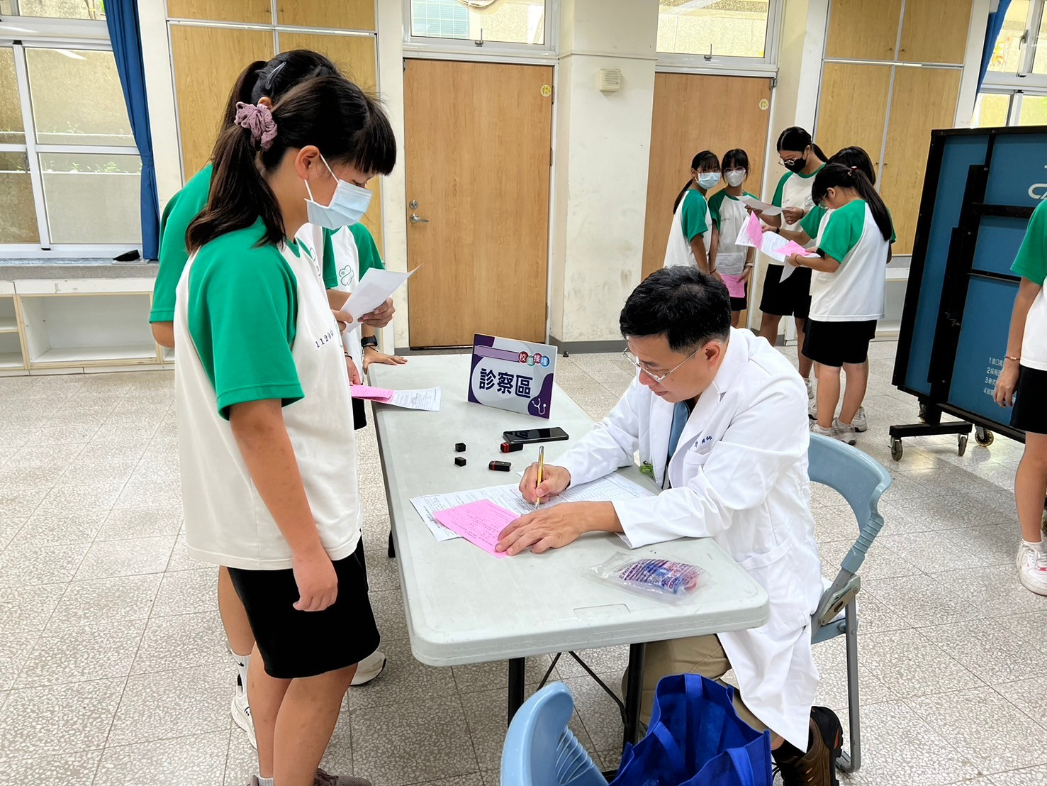 113年9月18日線西鄉衛生所-線西國中施打子宮頸癌疫苗活動照片3