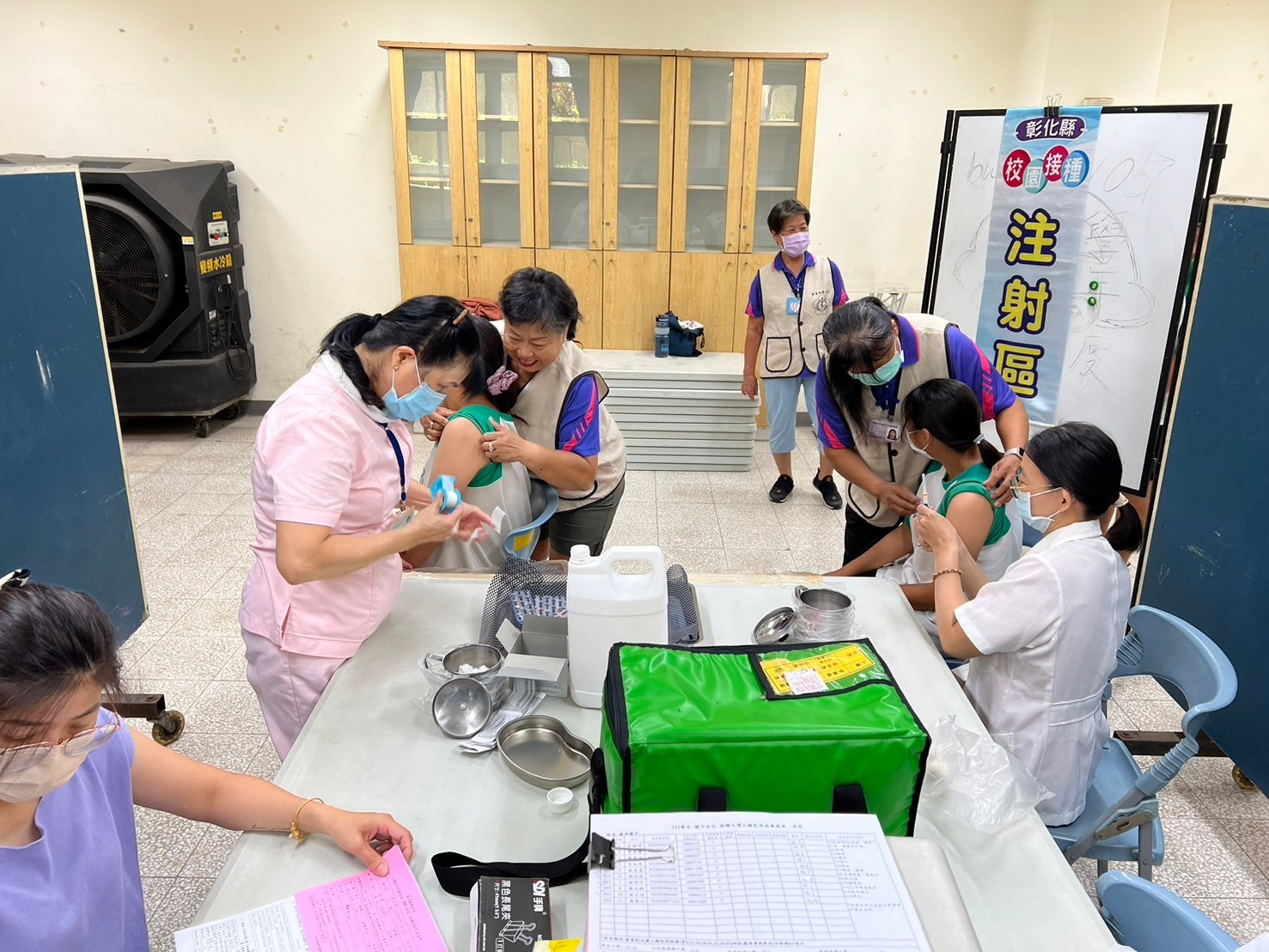 113年9月18日線西鄉衛生所-線西國中施打子宮頸癌疫苗活動照片5