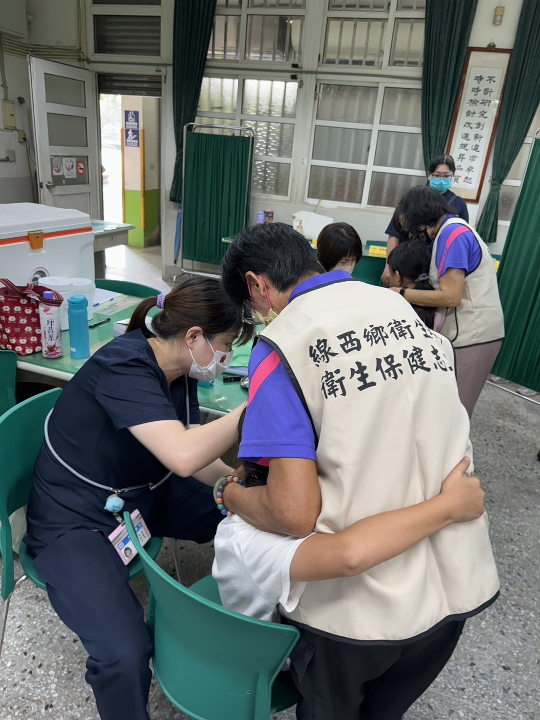 113年10月16日線西國小-校園流感疫苗施打活動照片2
