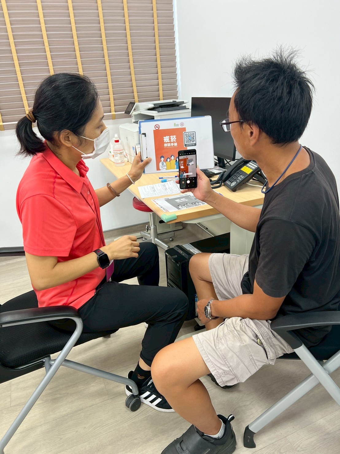 114年8月12日線西鄉衛生所無菸共讀親子活動照片4
