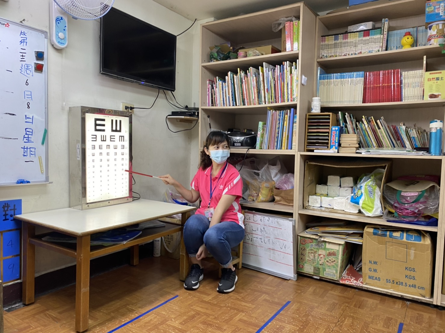 109年6月8日線西鄉衛生所學齡前兒童視力保健檢查照片2