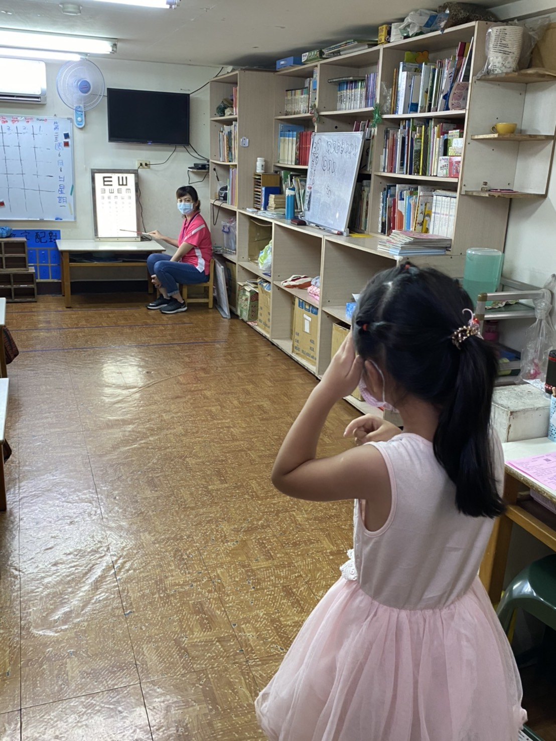 109年6月8日線西鄉衛生所學齡前兒童視力保健檢查 相本