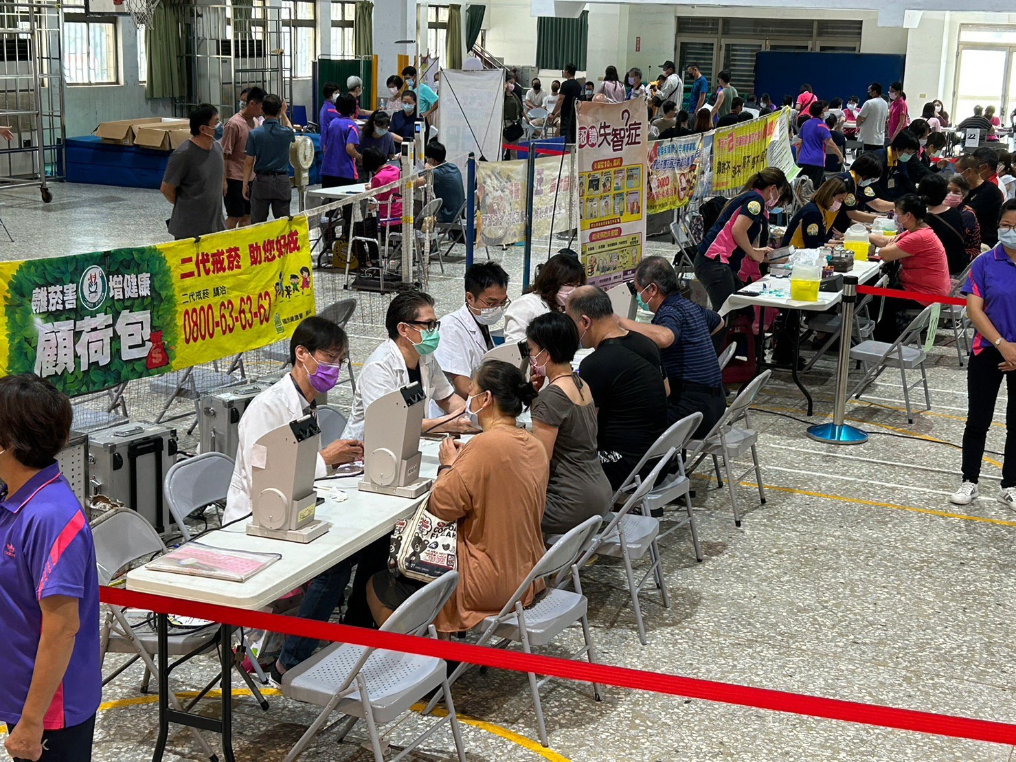 112年6/18(日)上午-線西國小-萬人健檢活動照片2