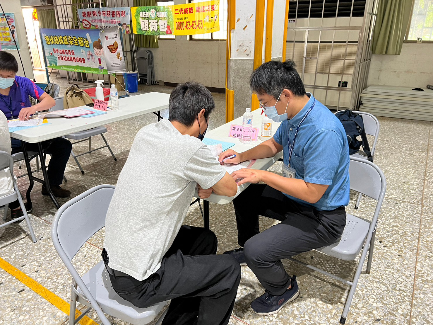 112年7/2(日)，上午8:00-11:00-於線西國小辦理萬人健檢第2階段活動照片8